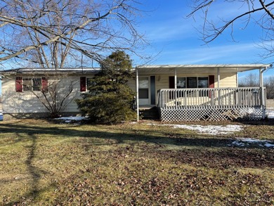 Lake Lorelei Home For Sale in Fayetteville Ohio