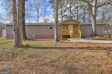Hetrick Lake Home For Sale in Locust Grove Georgia