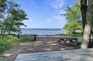 Welcome to Eagle Deer Reserve! A shared lake access community - photo 12
