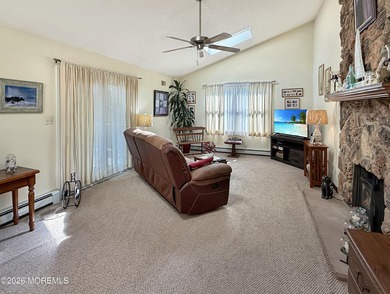 Discover this charming 4-bed, 2.5-bath colonial perfectly - photo 15