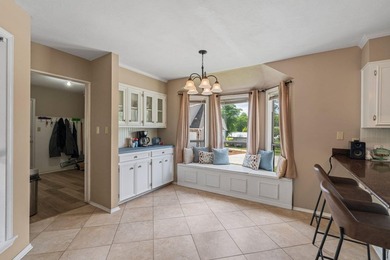 WATERFRONT + WORKSHOP + NEW PIER... This move-in ready 3BR/2BA - photo 16