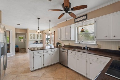 WATERFRONT + WORKSHOP + NEW PIER... This move-in ready 3BR/2BA - photo 19
