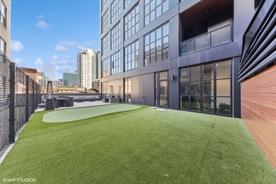 A Private West Loop Residence Designed for Those Who Expect More - photo 19