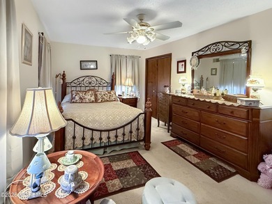 Discover this charming 4-bed, 2.5-bath colonial perfectly - photo 21