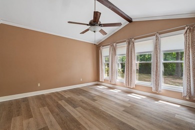 WATERFRONT + WORKSHOP + NEW PIER... This move-in ready 3BR/2BA - photo 23