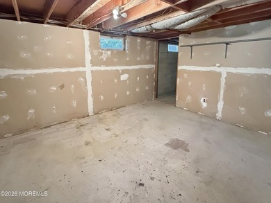 Discover this charming 4-bed, 2.5-bath colonial perfectly - photo 28