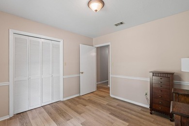 WATERFRONT + WORKSHOP + NEW PIER... This move-in ready 3BR/2BA - photo 35