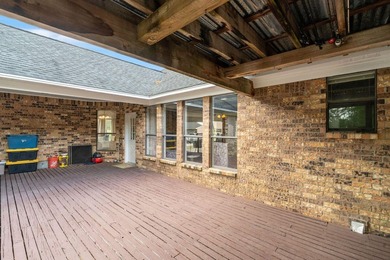 WATERFRONT + WORKSHOP + NEW PIER... This move-in ready 3BR/2BA - photo 37