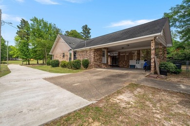 WATERFRONT + WORKSHOP + NEW PIER... This move-in ready 3BR/2BA - photo 39