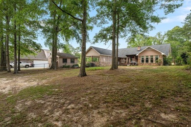 WATERFRONT + WORKSHOP + NEW PIER... This move-in ready 3BR/2BA - photo 42