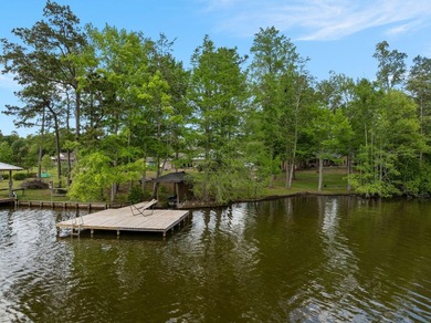 WATERFRONT + WORKSHOP + NEW PIER... This move-in ready 3BR/2BA - photo 48