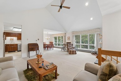 Bright, sun-filled second floor condo in Manchester, ME - 1,800 - photo 6