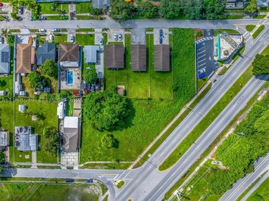 This is a rare opportunity to acquire a 34,345 SF commercial - photo 2