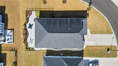 Immaculate, light-filled home on a desirable corner lot - warm - photo 30