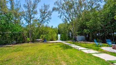 Huge Direct Oceanfront Compound - One-of-a-Kind with 276-Foot - photo 30