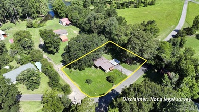 A welcoming 2-bedroom, 1.5bath home in the quiet Meadowbrook - photo 2