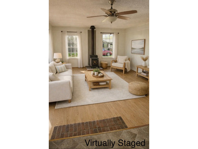 A welcoming 2-bedroom, 1.5bath home in the quiet Meadowbrook - photo 4