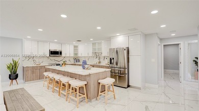 Huge Direct Oceanfront Compound - One-of-a-Kind with 276-Foot - photo 56