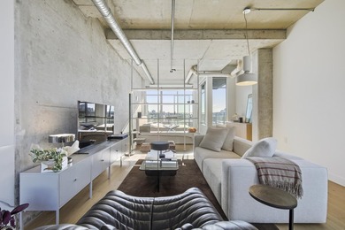 Looking for a sophisticated loft with iconic Vancouver views? - photo 14