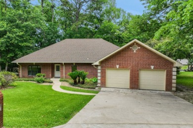 Lake Livingston Home For Sale in Coldspring Texas