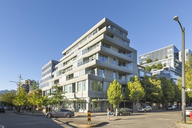 Looking for a sophisticated loft with iconic Vancouver views? - photo 30