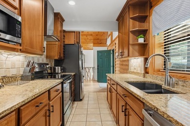 Don't miss this stunning lakefront log cabin on beautiful Lake - photo 31