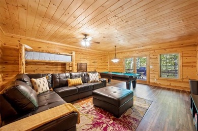 Stunning 3 bed 3 bath log cabin on 2.82 acres of serenity with a - photo 33