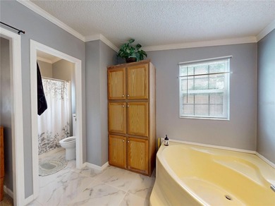 This property is a rare gem, perfect for anyone looking for - photo 41
