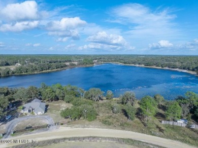 Lake Acreage For Sale in Hawthorne, Florida