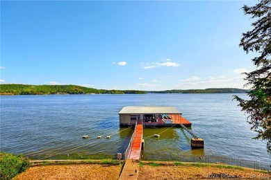 609 Point Charles Rd in Sunrise Beach offers luxury lakefront - photo 46