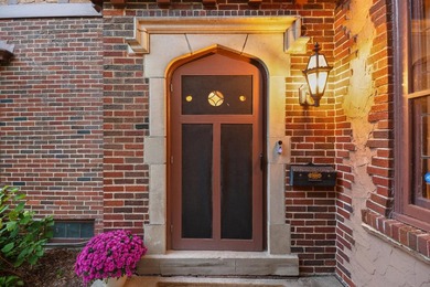 Set along one of Shorewood's most sought-after boulevards, this - photo 8
