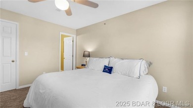 This well maintained, 2nd tier, Ledges Condo, with a lake view - photo 11