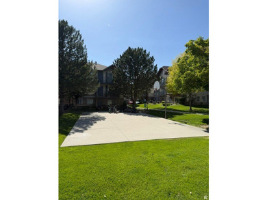 FANTASTIC OPPORTUNITY TO PURCHASE A (RARELY AVAILABLE) TOP LEVEL - photo 5