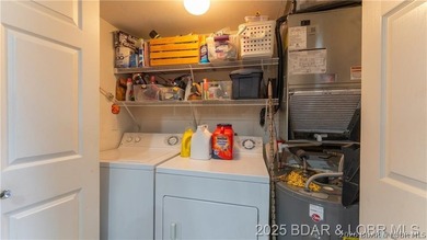 This well maintained, 2nd tier, Ledges Condo, with a lake view - photo 16
