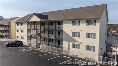 This well maintained, 2nd tier, Ledges Condo, with a lake view - photo 28