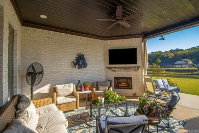 BEAUTIFUL, one level home located on the lake in Hurricane Lake - photo 38