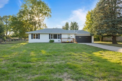 Saylorville Lake Home For Sale in Des Moines Iowa