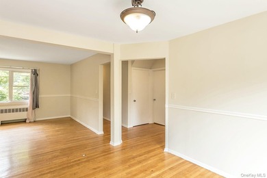 Sprawling & Spectacular 5 Bedroom Home Offering 4 Full Baths - photo 9