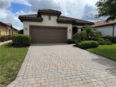 (private lake, pond, creek) Home For Sale in Fort Myers Florida