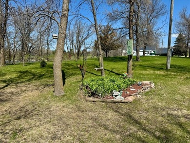 A charming hideaway on Roykota Bay - Lake City, SD! Located just - photo 23