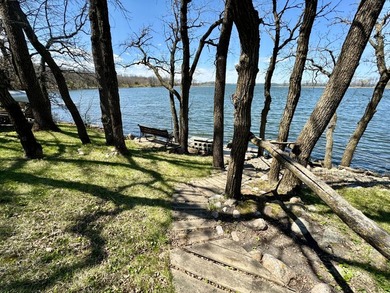 A charming hideaway on Roykota Bay - Lake City, SD! Located just - photo 40