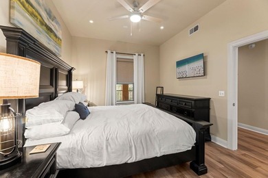 Lakefront living at The Waters at Horseshoe Bay Resort in this - photo 16