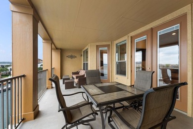 Lakefront living at The Waters at Horseshoe Bay Resort in this - photo 19