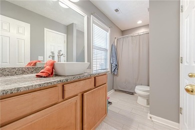 Charming Cottage Style 3 bedroom 2 1/2 Bath home with a detached - photo 26