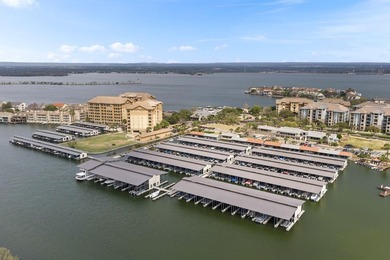 Lakefront living at The Waters at Horseshoe Bay Resort in this - photo 27