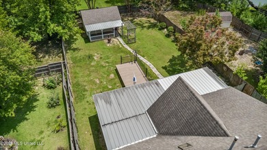 A Move-In Ready Gem in Pinehurst! This well-maintained 3-bedroom - photo 35