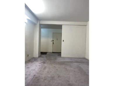 We have a Jr 1 co op in Jamaica Towers. This unit features a