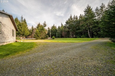 Just minutes from breathtaking beaches and the world-renowned - photo 46
