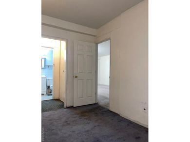 We have a Jr 1 co op in Jamaica Towers. This unit features a