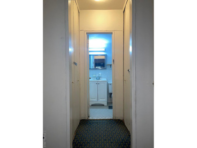 We have a Jr 1 co op in Jamaica Towers. This unit features a